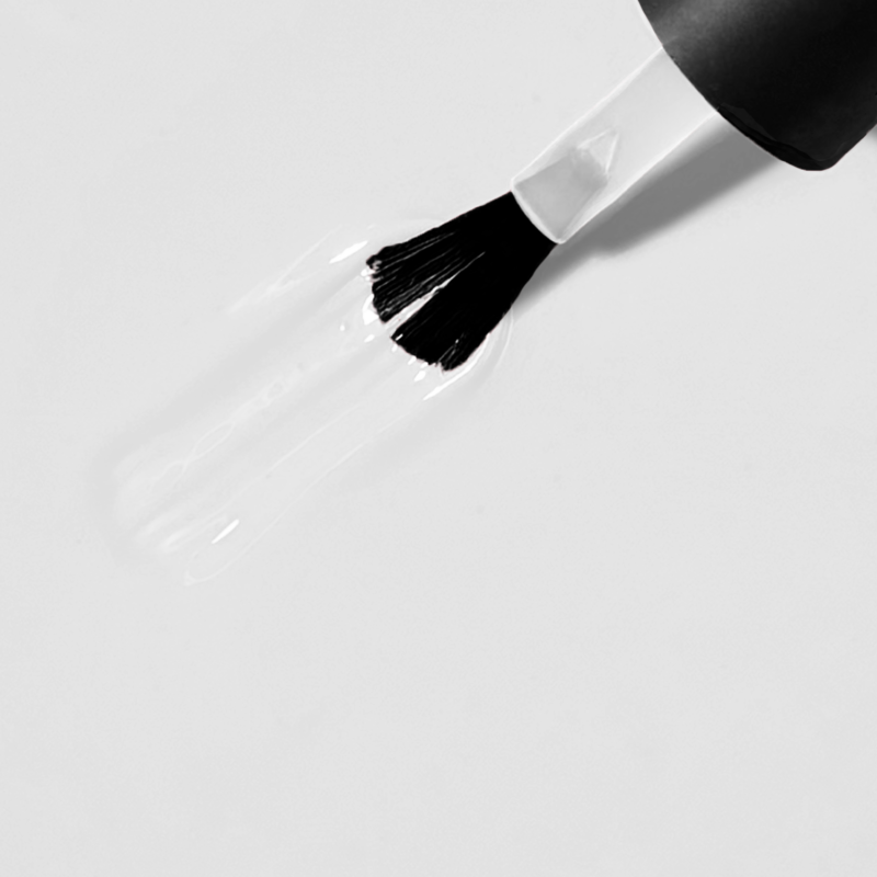 Gel Polish Brush Wipe in the shade DAISY KISSES Gel Polish Brush Wipe in the shade DAISY KISSES