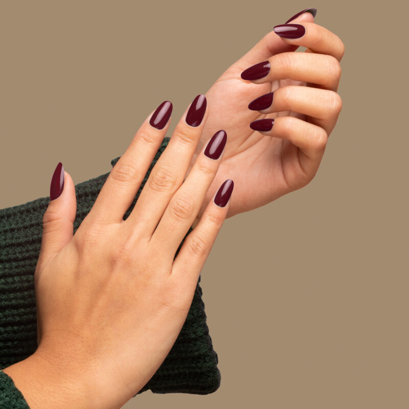 Currant Affair-Hands-ColorMe